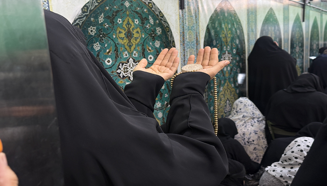 شعبة التبليغ الديني النسوي ووحدة آداب الزيارة في العتبة الحسينية المقدسة تقيمان احتفالاً بهيجاً وإحياءً للأعمال العبادية بذكرى ولادة الإمام الحجة المنتظر (عجل الله فرجه الشريف)