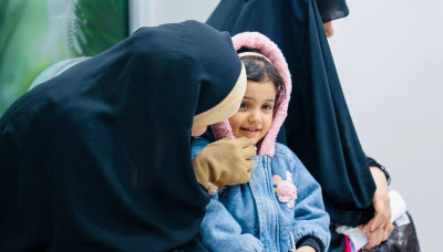 بالصور: ليكون أقرب إلى المرضى.. مستشفى الإمام زين العابدين (ع) يواصل تقديم رعاية طبية متكاملة عبر مبادرة (كوثر العصمة) المخفضة